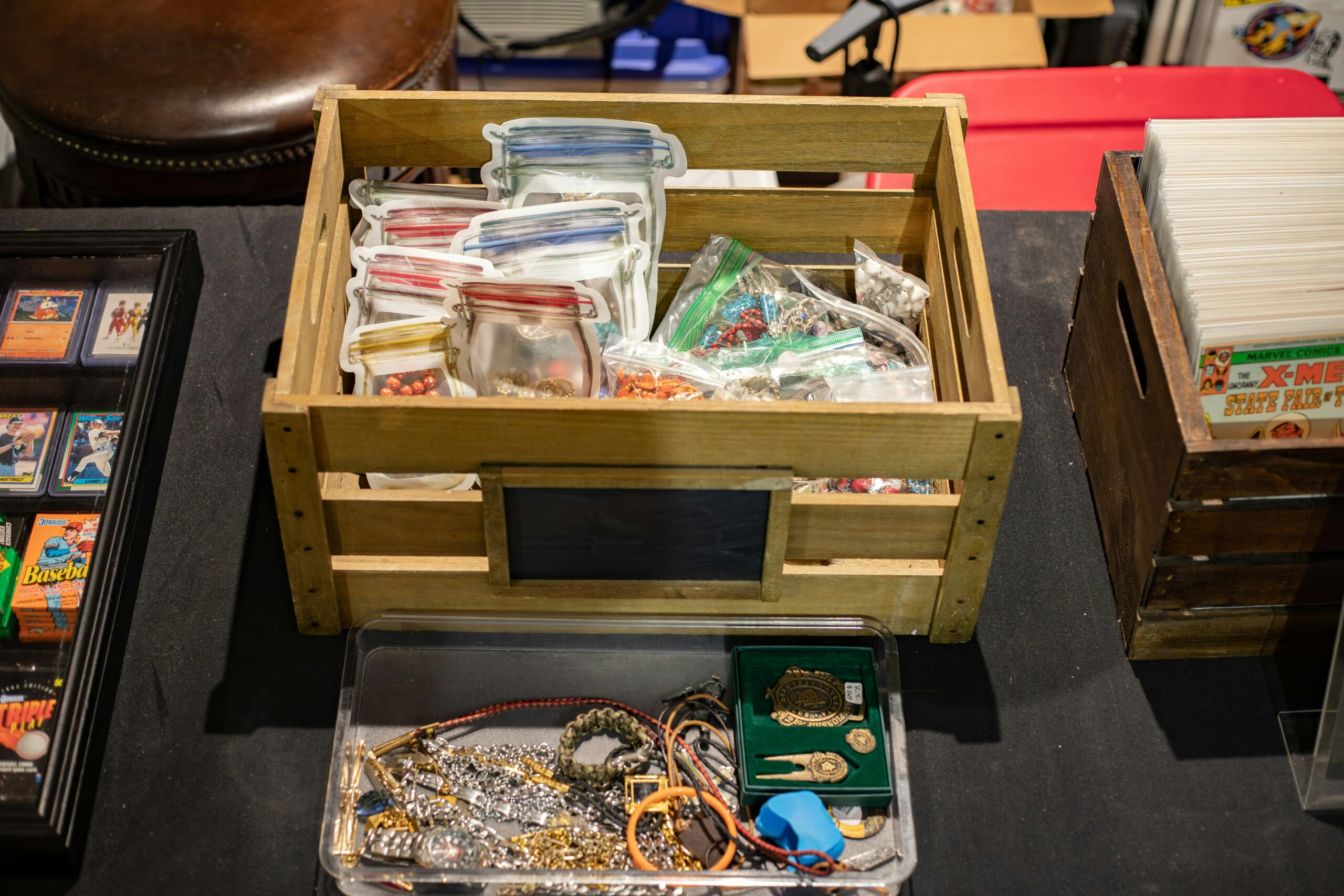 Uncovering the Hidden World of Artifact Smuggling