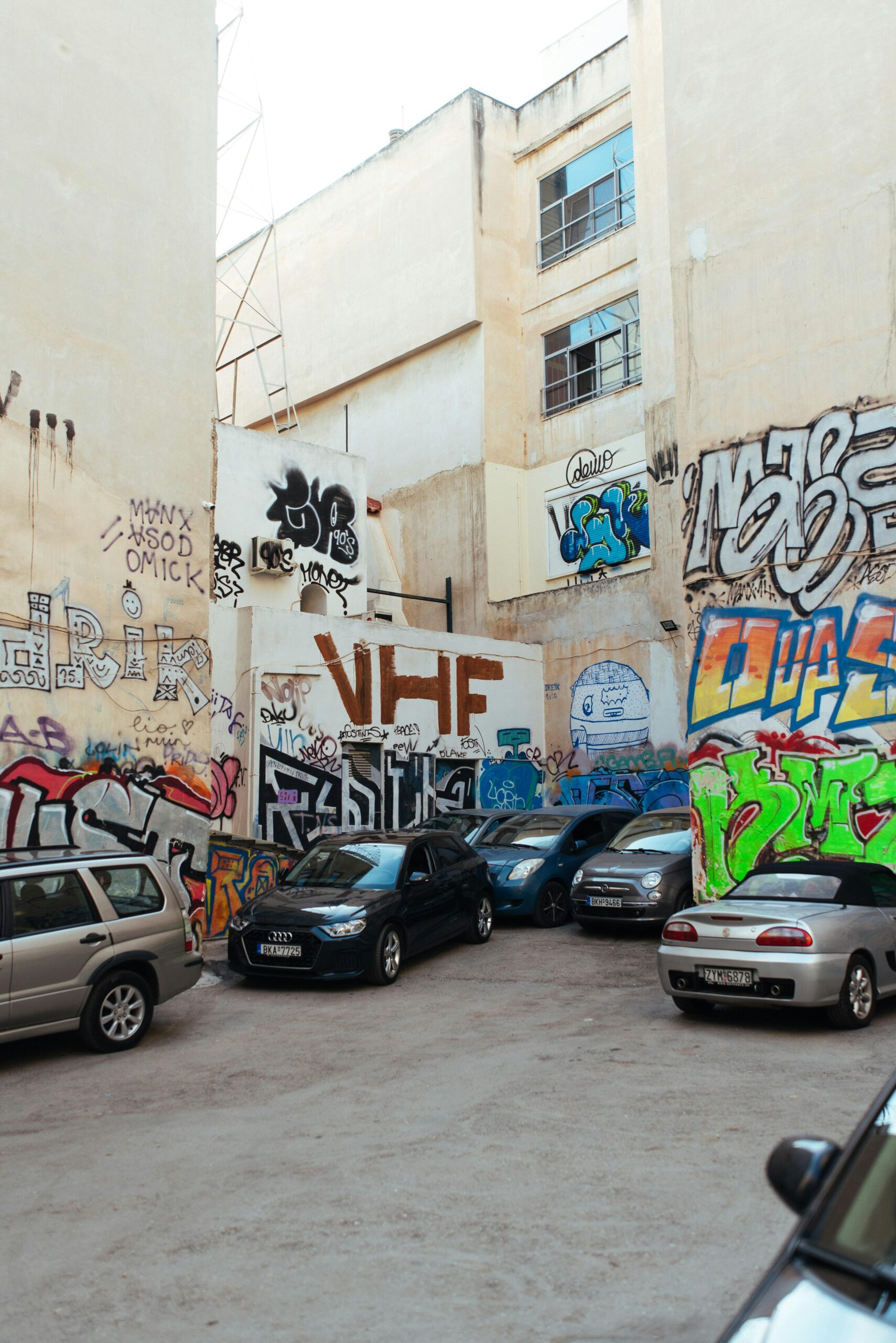 Inside Urban Gangs: Exploring Their Unique Structure & Culture