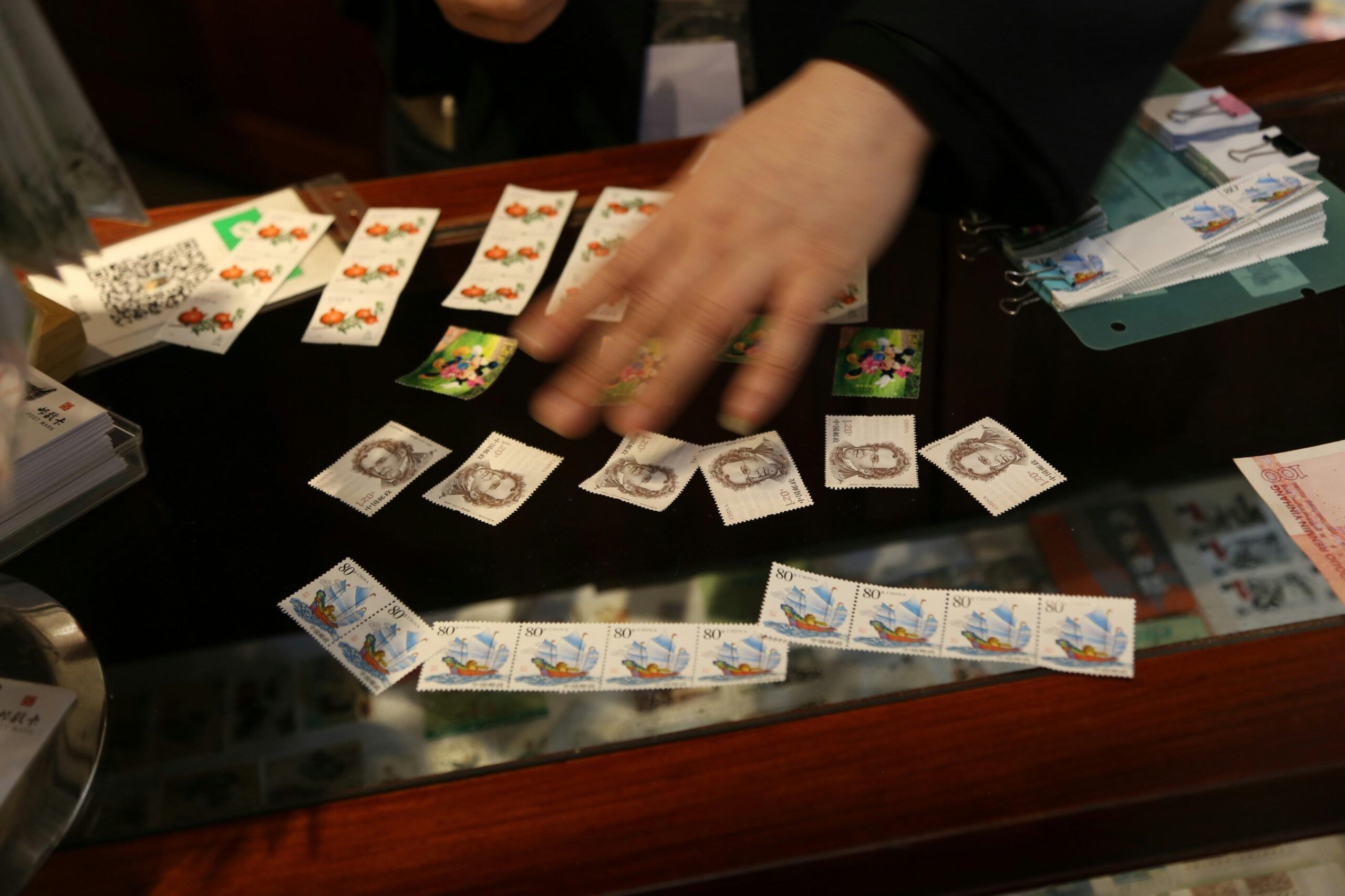 How Illegal Gambling Fuels Organized Crime Profits